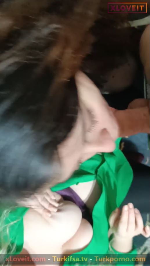 Grup Sakso Azra arkadaşını kocasına sakso için ikna etti