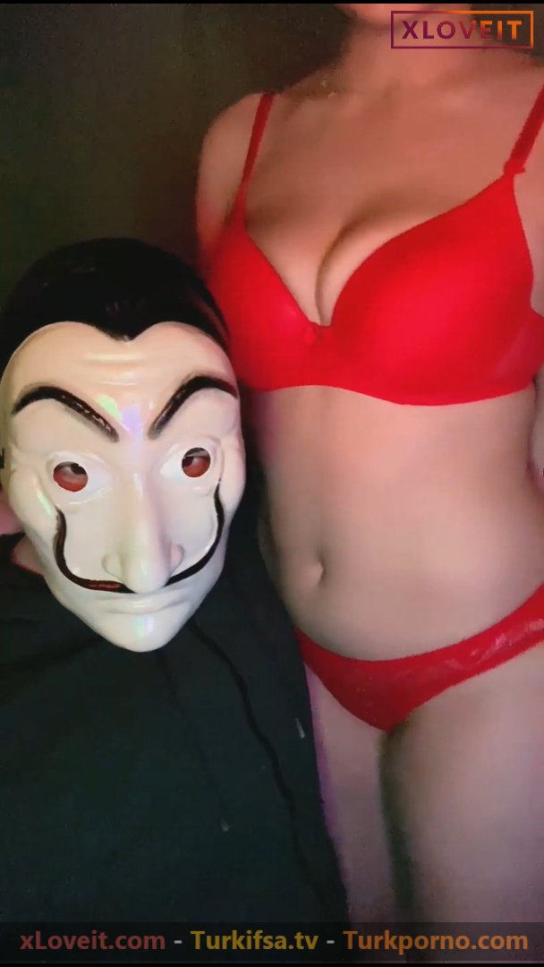 Tango Öykü ifşa 1 erkek 2 kız canlı yayın yaptı